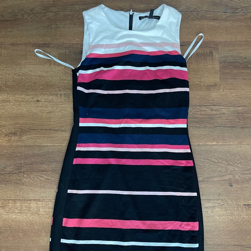 White House black market size 4 dress